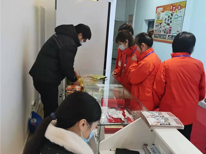 四川中青旅綿陽分社、綿陽市中旅假日旅行社、綿陽自來文化傳播有限公司24H自助售貨服務盛大開業(yè)